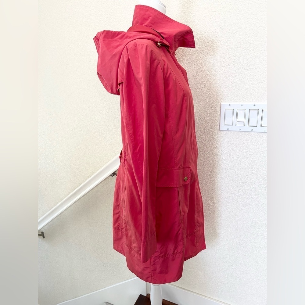 Cole Haan Packable Hooded Water-Resistant Raincoat coral size M retail $359 - Picture 5 of 15